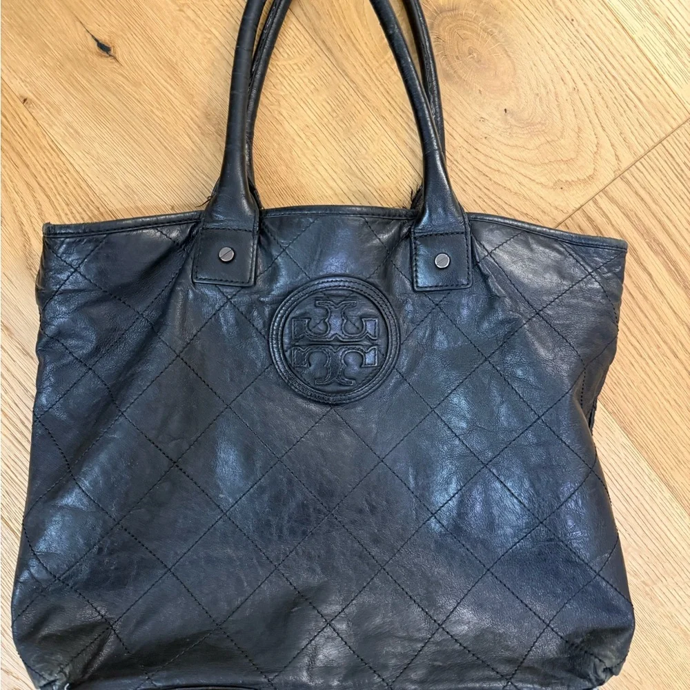 Tory Burch Quilted Black Leather Ella Tote Bag - Picture 1 of 8